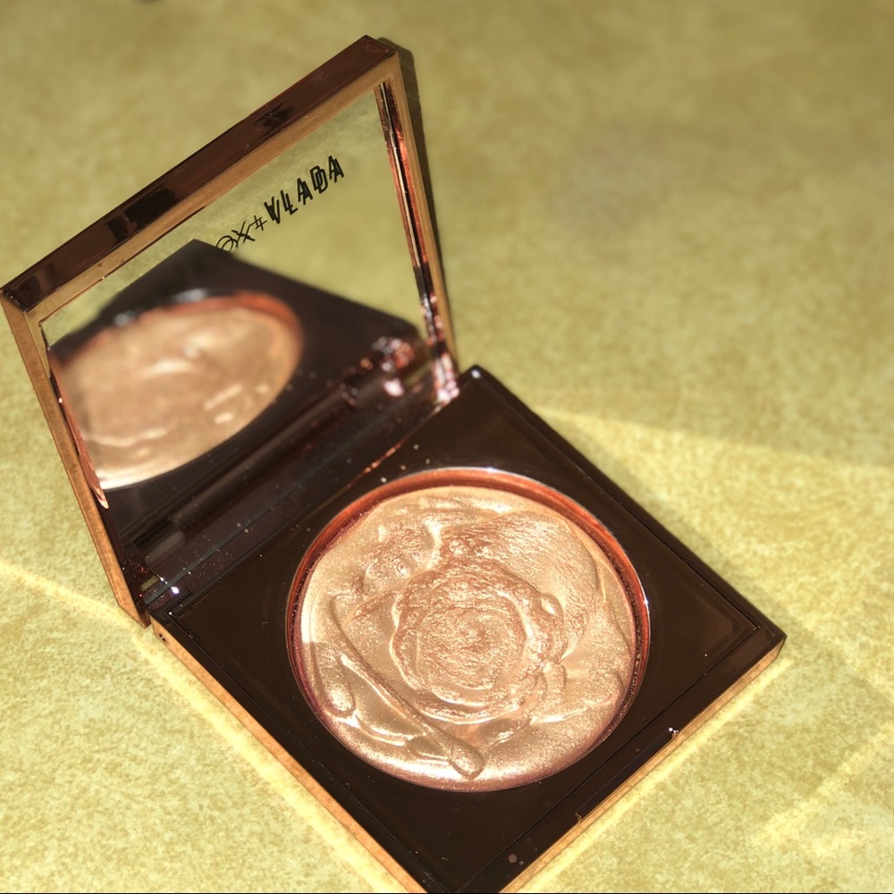 Smashbox highlighter